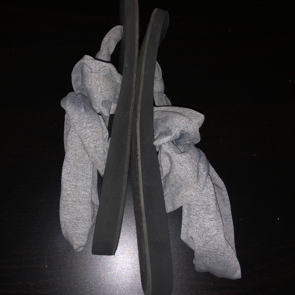 Black Flip Flops Gray Sling Back Stretch Material - Picture 6 of 7